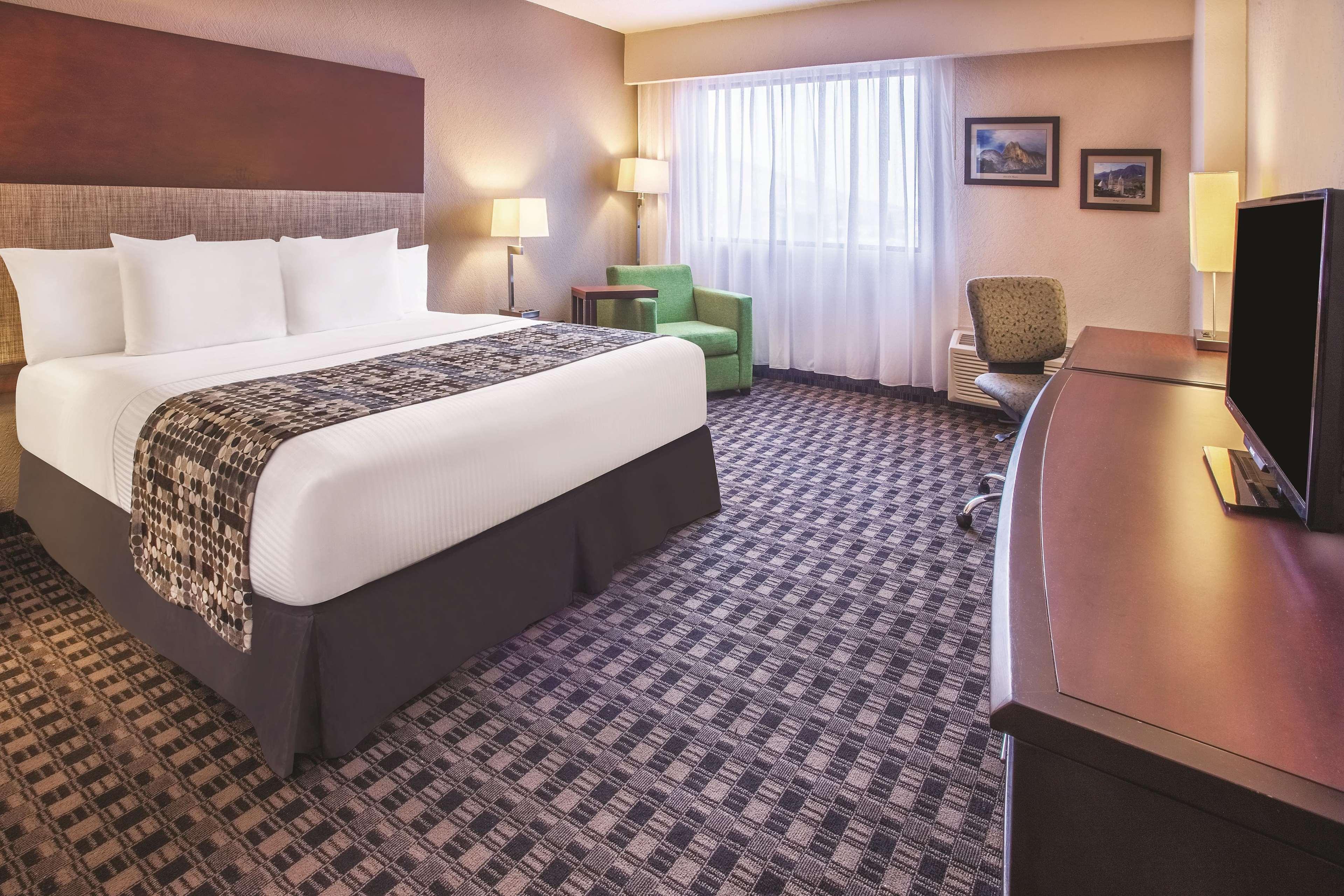 Chn Hotel Monterrey Norte, Trademark Collection By Wyndham Zewnętrze zdjęcie
