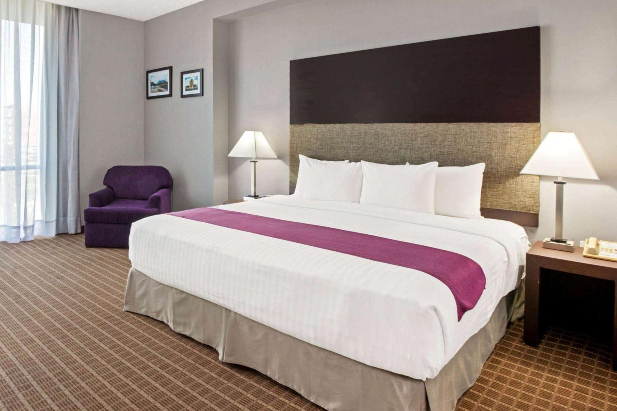 Chn Hotel Monterrey Norte, Trademark Collection By Wyndham Zewnętrze zdjęcie