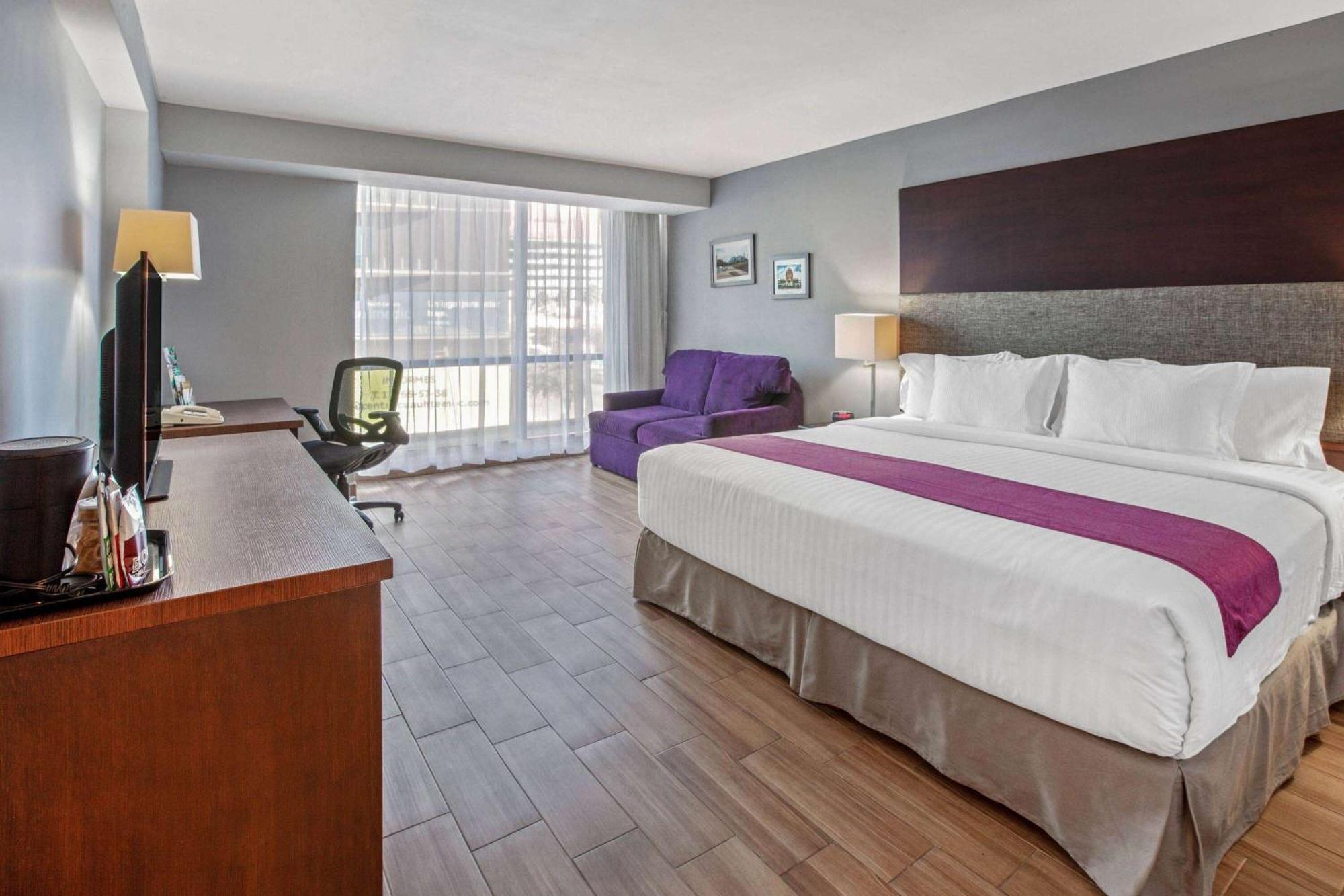Chn Hotel Monterrey Norte, Trademark Collection By Wyndham Zewnętrze zdjęcie